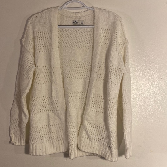 Hollister Jackets & Blazers - HOLLISTER XS KNITTED SWEATER